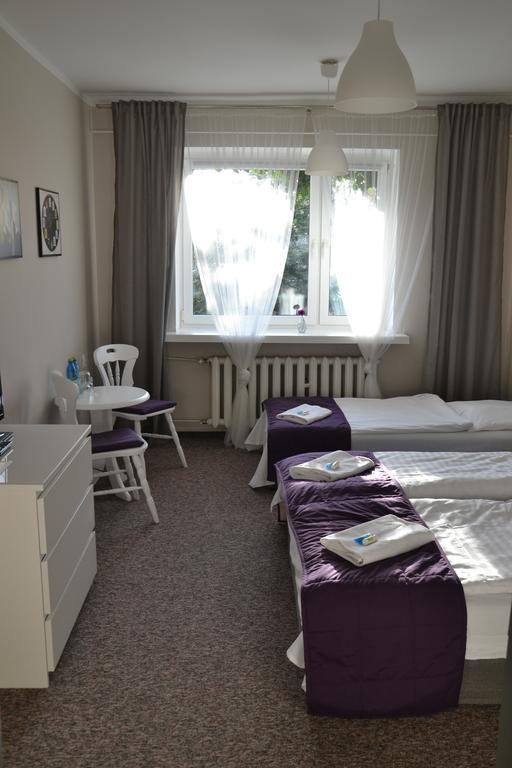 זיילונה גאורה Hotel Pod Debem מראה חיצוני תמונה