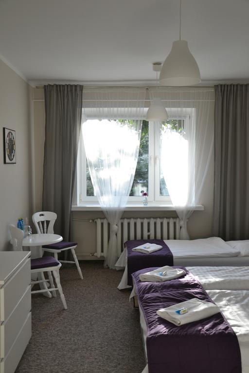 זיילונה גאורה Hotel Pod Debem מראה חיצוני תמונה